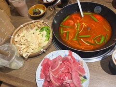-贵厨酸汤牛肉(小十字店)