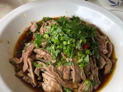 -鑫巴蜀小镇 · 水煮鱼专研店(玉桥店)
