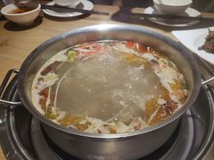 酸萝卜鸭架汤-守柴炉烤鸭(科华中路王府井店)