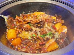 -山河屯铁锅炖(绥望路店)