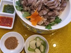 草原手把肉-德乐海蒙餐