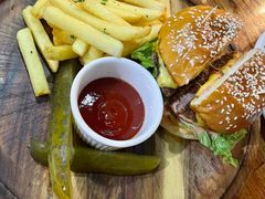 黑毛牛汉堡-羽深肉铺 Steak & Wine