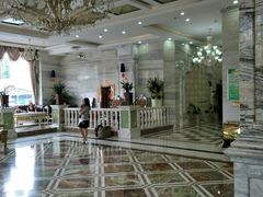 -柏纳酒店(百色市政府恒基广场店)