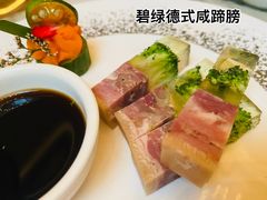 -浅深(世茂滨江精品店)