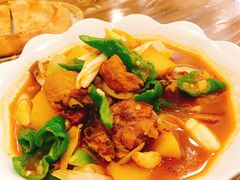 新疆大盘鸡-清真·玛丽亚新疆菜主题餐厅(浙江中路店)