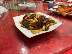 乡间藕尖炒牛肉-四友农庄