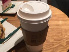 -星巴克(重庆火车北站北广场II店)