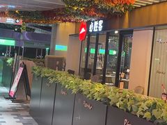 -必胜客(WOW中心城店)