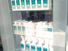 -福奈特洗衣洗鞋(宝山一二八纪念路店)