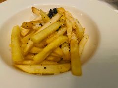 -龙虾酒吧扒房(宁波香格里拉店)