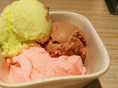 -怡人怡口牛排海鲜自助(飞龙大厦店)