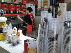 -沪上阿姨·精选茶饮(十一经路店)