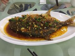 -小辣妹川味海鲜加工店(第一市场椰风巷店)