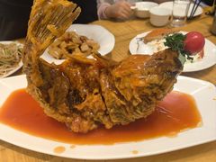 -泉畔人家·老济南经典鲁菜(大明湖店)
