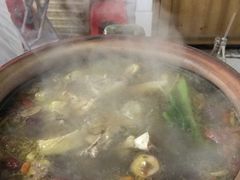 -威邵鸡煲(西华路总店)