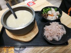 石锅孖宝-渔米丰·广府鱼汤米线(光明广场店)