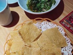-何师傅美蛙鱼头(汉街店)