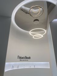 -微笑雨嘉造型护肤