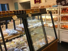 面包甜点陈列柜-皇家美孚(麦岛店)