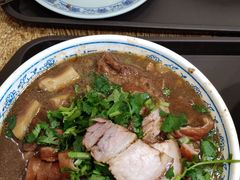 -门框胡同百年卤煮(新街口店)