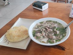 -岳记羊肠馆(陵园小区店)