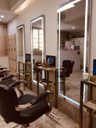 -BM SALON