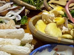 -民食香·腊排骨野生菌美食(木府店)