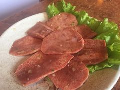 -炼火烤肉店