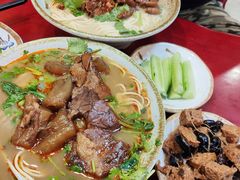 -金杨拉面王小吃面馆·牛三宝面·红烧牛肉粉