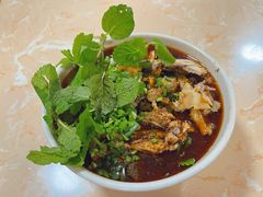 -铭记嘎洒生态鳝鱼(迎春街店)