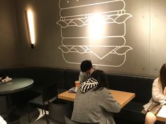-麦当劳(中山公园龙之梦店)