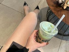 -星巴克臻选(郑州中原万达店)