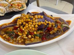 -覃记海鲜美食餐厅