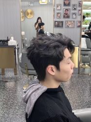 -即型男士理发工作室