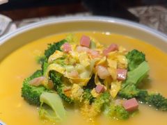 -西湖书堤(平湖八佰伴店)