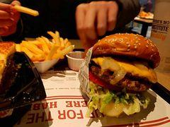 -The Habit Burger Grill 哈比特汉堡(复兴soho店)
