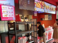 -肯德基(世纪公园站店)