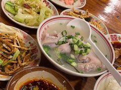 -老方桌烂蹄花川菜馆(九龙坡店)