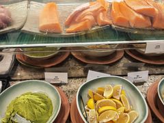 -松山湖凯悦酒店·Café自助餐厅·周末火舞秀表演