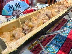 -刘姐啤酒鱼民族演艺餐厅(西街总店)