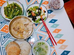 -天鹅到家·保姆月嫂育儿嫂(总店)