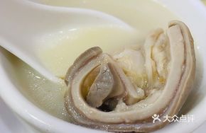 Signature Medium-sized Pepper Pork Stomach Claypot Chicken