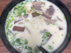 -津津老鸭粉丝馆(正东路店)