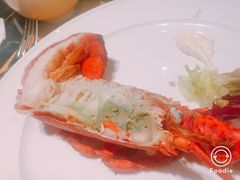 -大中华希尔顿酒店-念自助餐·嗨啤·小龙虾