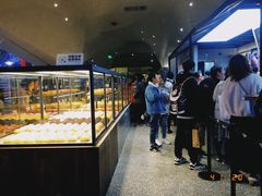 面包甜点陈列柜-LELECHA乐乐茶(上海五角场万达广场店)