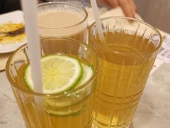 -必胜客(尹山湖歌林公园店)
