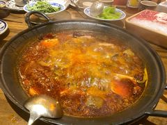 -旧街市鲜货老火锅(大光路店)