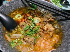 -八月美食小馆(银泰城总店)