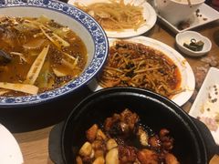 -峨嵋小镇·川菜(勒泰中心店)