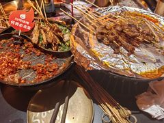 -何师烧烤Pro ·江湖川菜·小龙虾·精酿(太古里旗舰店)